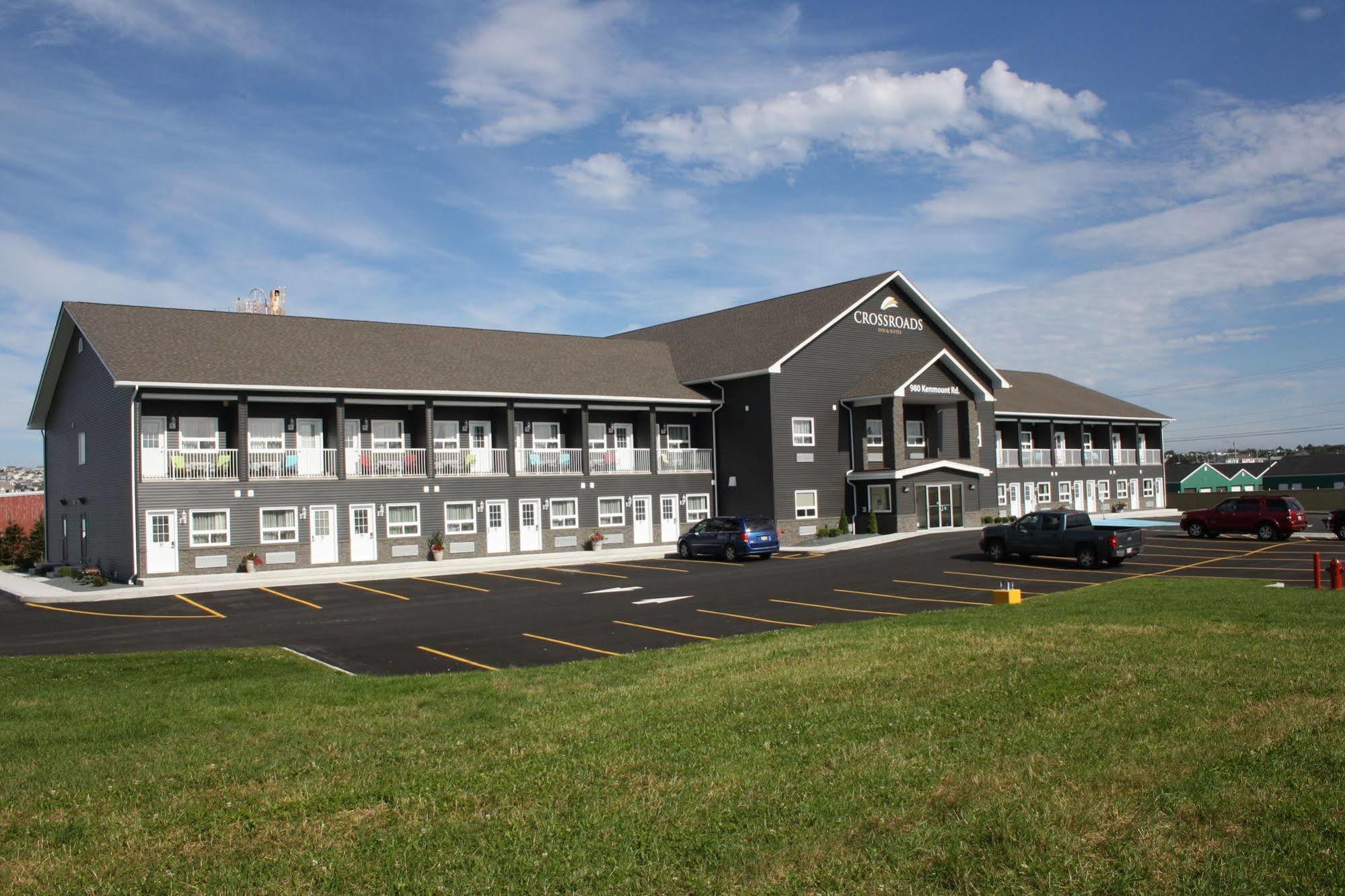 Crossroads Inn & Suites Paradise Extérieur photo